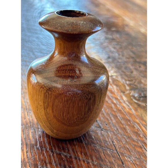Vintage Petite Oregon Myrtlewood Bud Vase - Picture 4 of 9